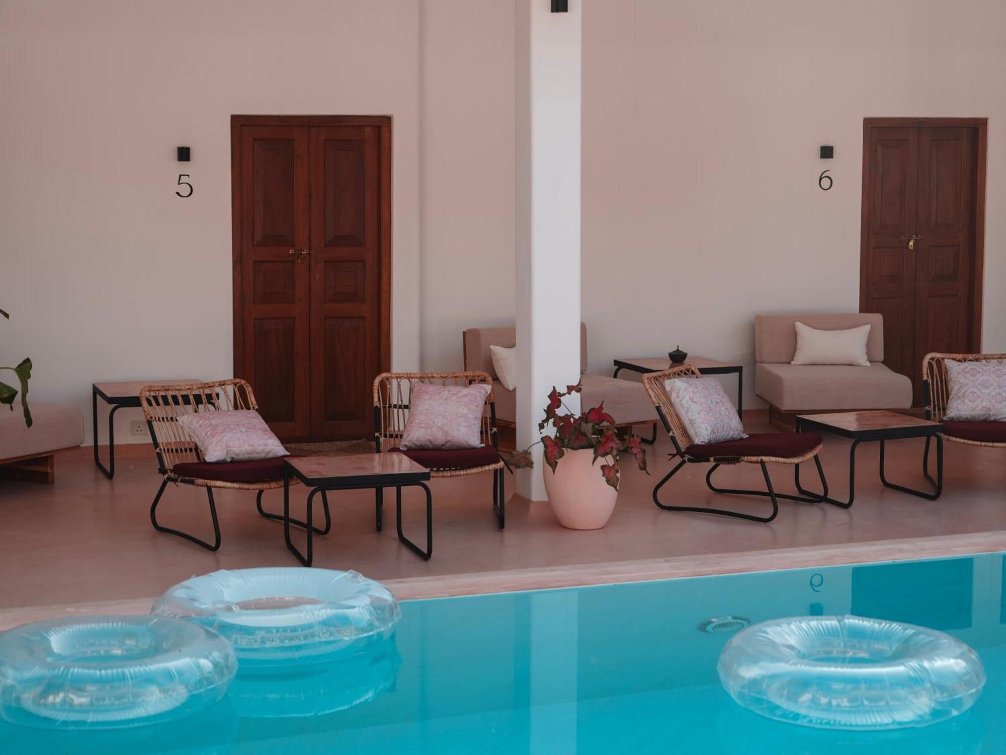 Hotel Animals à Ahangama Extérieur photo